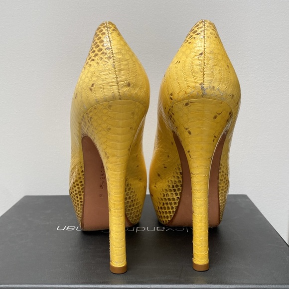 Heel Pumps Platform Alexandre Birman Python Size 8 - Picture 10 of 13